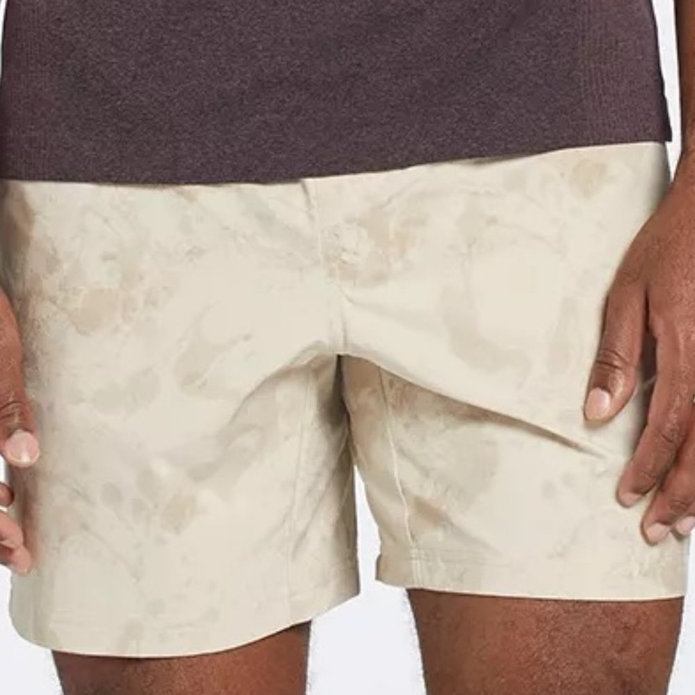 VRST Men's 7" All-In Short - NWT